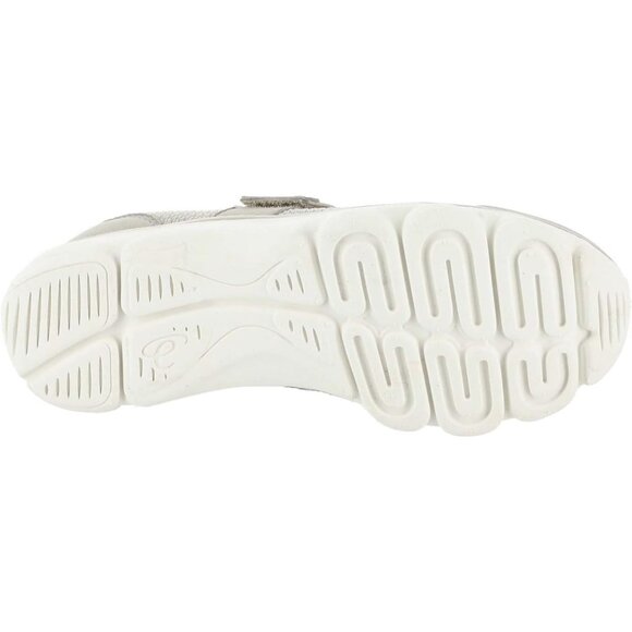 Easy Spirit Tan Flats with Red Detail - Picture 3 of 3